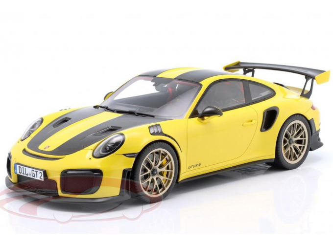 PORSCHE  911 (991 II) GT2 RS, yellow