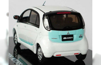 MITSUBISHI i MiEV (2009), white