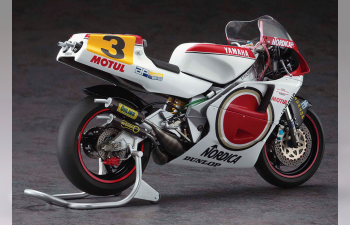 Сборная модель Yamaha YZR500 Team Lucky Strike Limited Edition