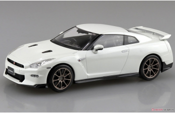 Сборная модель Nissan GT-R R35 (2024), Brilliant White Pearl
