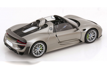 PORSCHE 918 Spyder Weissach Package (2013), silver/grey-metallic