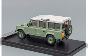 LAND ROVER DEFENDER 110 HERITAGE EDITION - 2015 - GREEN