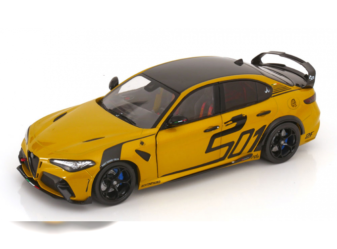 ALFA ROMEO Giulia GTA M (2022), yellow metallic black