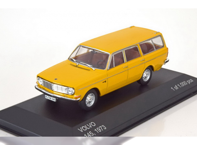 VOLVO 145 Estate (1973), yellow