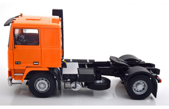 VOLVO F10 (1977), orange/schwarz