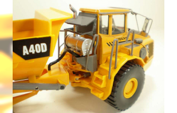 VOLVO A40D карьерный сочлененный самосвал, Строительная техника 1:50, желтый