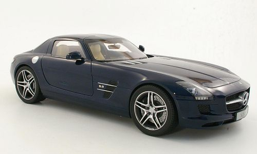 MERCEDES-BENZ SLS AMG (C197), Daytona blue metallic