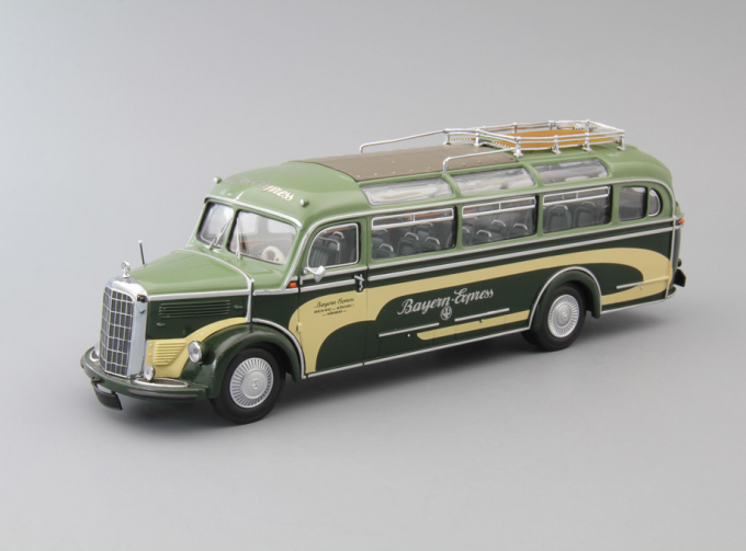 MERCEDES-BENZ O3500 Bus Bayern-Express, green / light green