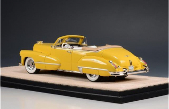 CADILLAC Series 62 Convertible (открытый) (1947), yellow