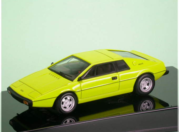 LOTUS Esprit Type 79 (1979), yellow