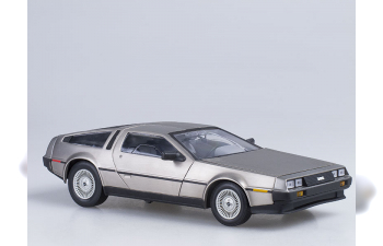 DeLOREAN DMC 12 Coupe Stainless Steel Finish (1981)