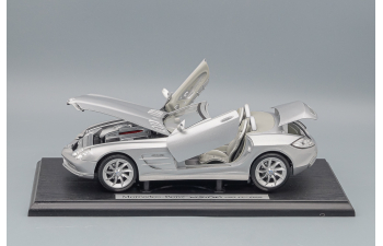 MERCEDES-BENZ Vision SLR Roadster, silver