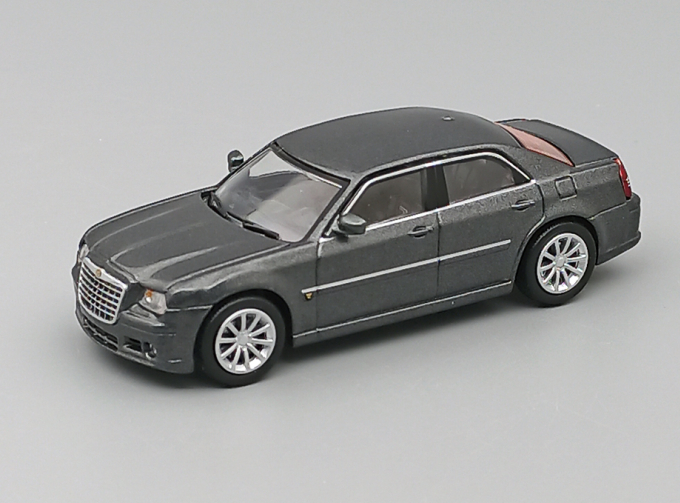 CHRYSLER 300C SRT8 LX (2008), grey