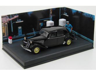 CITROEN 11 Traction "Le Plein D'Essence", black, serie "La Route Bleue"