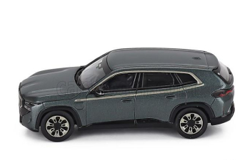 BMW X-Series XM (G09) (2023), green metallic