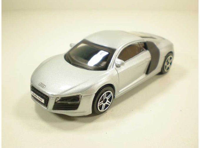 AUDI R8, silver