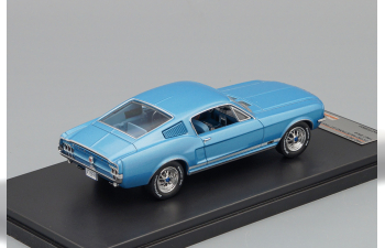 FORD Mustang GT Fastback (1967), metallic light blue