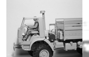 Сборная модель Soviet Drivers (1979-1991) (2 figures)