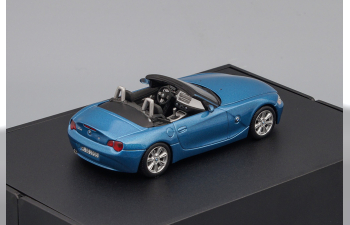 BMW Z4 Cabrio E85 Roadster, blue