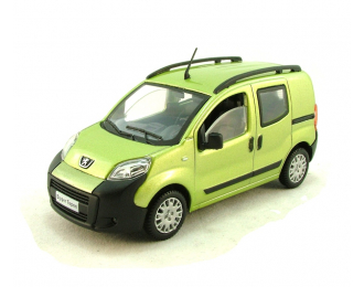 PEUGEOT Bipper Tepee (2008), bright green