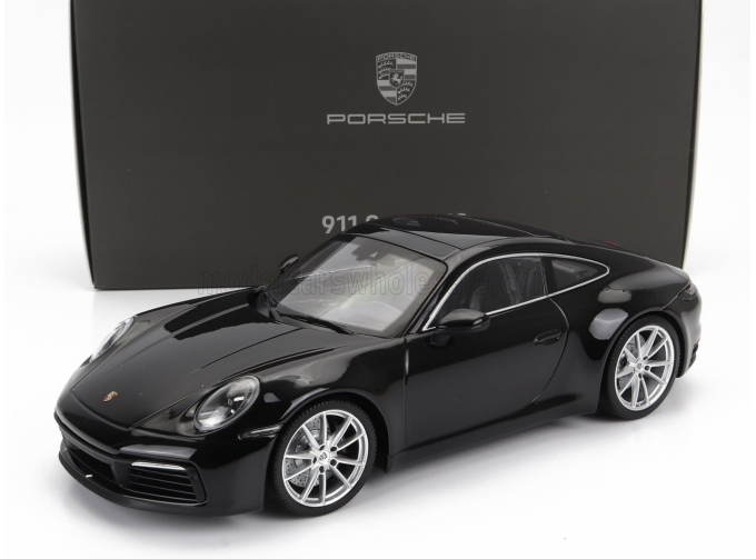 PORSCHE 911 992 Carrera 4s Coupe (2021), black