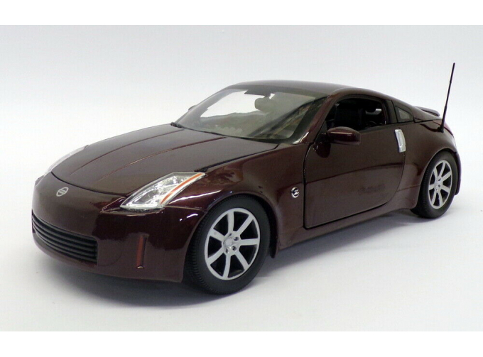 Nissan 350Z Coupe 2003 бордовый металлик