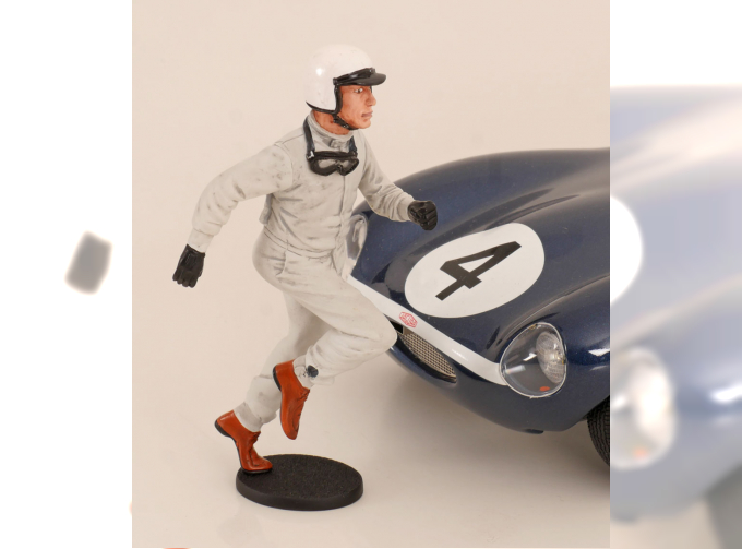 FIGUR Le Mans Start helmet white only figure  Car Not included in the price