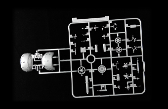 Сборная модель German 88mm L71 Flak41 Anti-Aircraft Gun w/Sd.Ah.202 Trailer