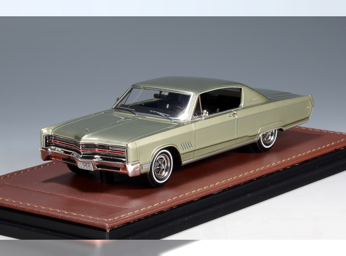 CHRYSLER 300 (1968), Frost Green Metallic