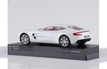 ASTON MARTIN One-77 (2010), metallic white