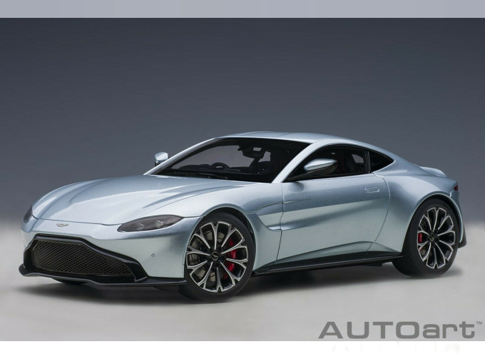 Aston Martin Vantage - 2019 (silver)