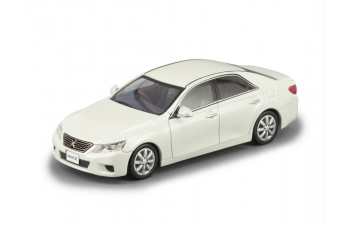 TOYOTA Mark X 250G Early "F Package", white pearl crystal shine