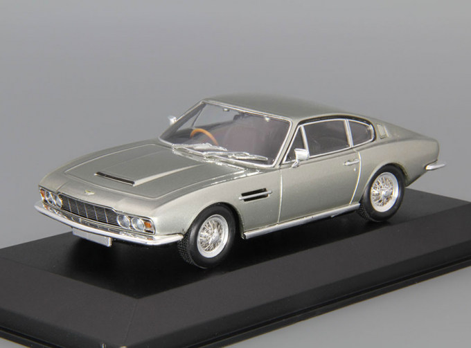 ASTON MARTIN DBS (1967), silver metallic