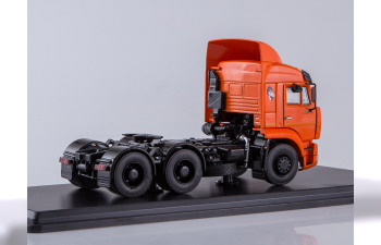 Камский грузовик 6460 седельный тягач, оранжевый