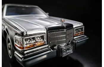 CADILLAC Seville (1980), sable black/sheffield gray firemist
