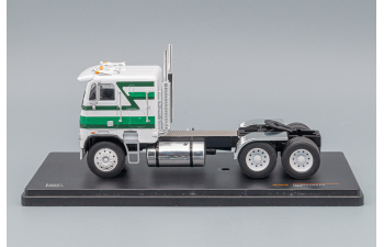 FREIGHTLINER FLA (1993), white green