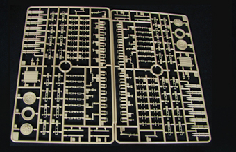Сборная модель QF 25pdr Field Gun Mk. II/I w/No.27 Ammunition Limber (Trailer)