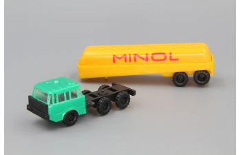 TATRA-81366 Tankwagen "Minol", green / yellow
