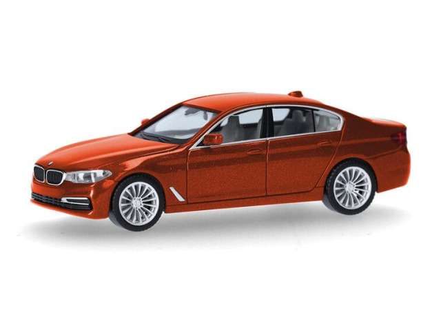 BMW 5 (G30) Limo, orange metallic