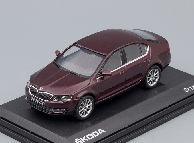 SKODA Octavia 3 2012 bordó časopis s