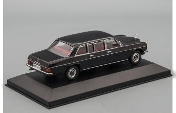 MERCEDES-BENZ 230 Limousine (1974), black