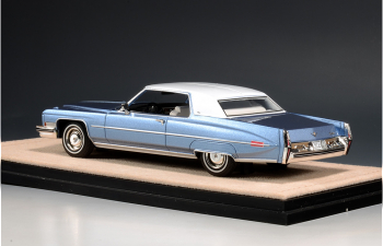 CADILLAC Coupe Deville (1973), Antigua Blue Metallic