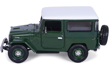 TOYOTA FJ40 Hardtop L, dark green