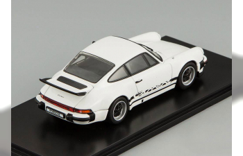 PORSCHE 911 Carrera 2.7 (1975), white