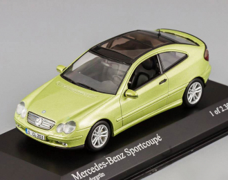 MERCEDES-BENZ C-Klasse Sport Coupe (2001), light green metallic