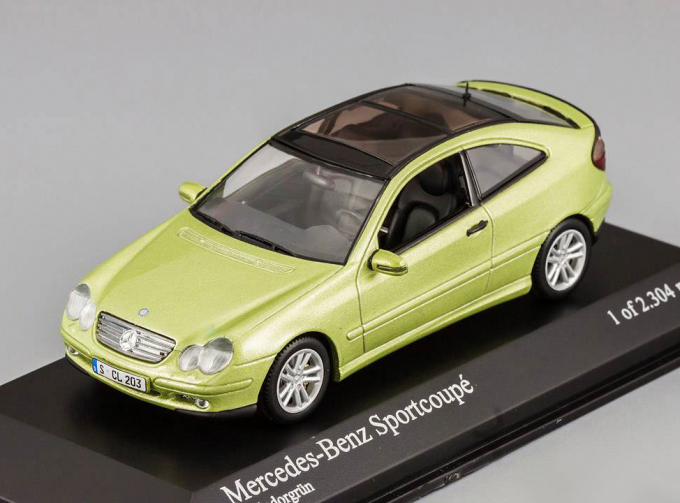 MERCEDES-BENZ C-Klasse Sport Coupe (2001), light green metallic