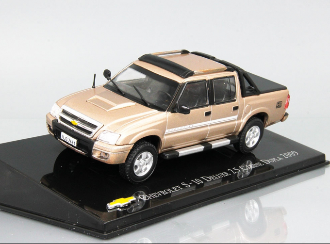 CHEVROLET S-10 Deluxe 2.5 Cabine Dupla (2009), gold