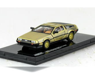 DeLorean DMC 12 coupe gold