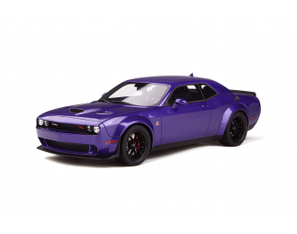 Dodge Challenger R/T Scat Pack Widebody (plum crazy)