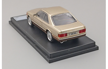 MERCEDES-BENZ 500 SEC (C126), champagne